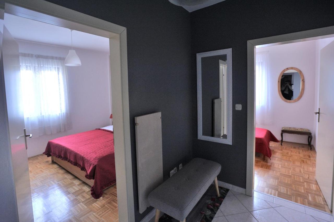 Apartment Vinja Porec - Privat Garden - Whirlpool מראה חיצוני תמונה