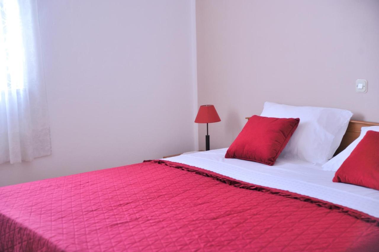 Apartment Vinja Porec - Privat Garden - Whirlpool מראה חיצוני תמונה
