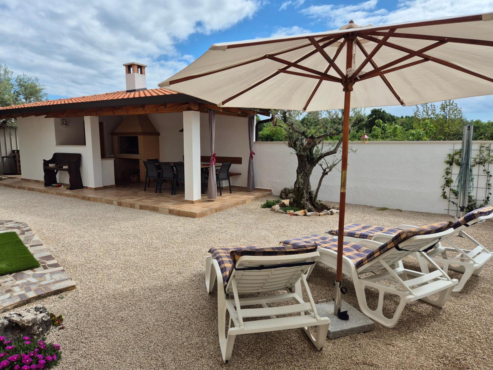 Apartment Vinja Porec - Privat Garden - Whirlpool מראה חיצוני תמונה
