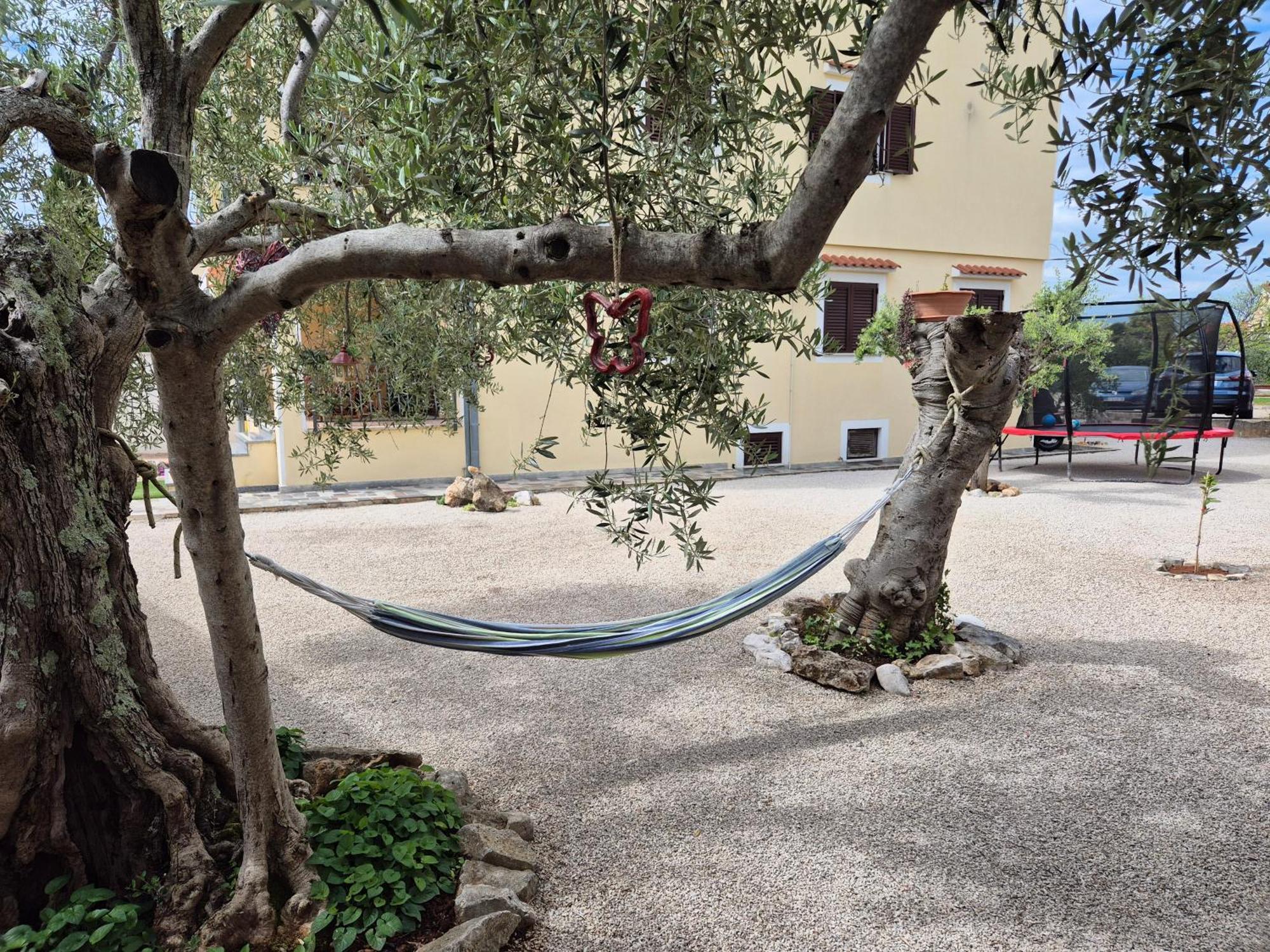 Apartment Vinja Porec - Privat Garden - Whirlpool מראה חיצוני תמונה